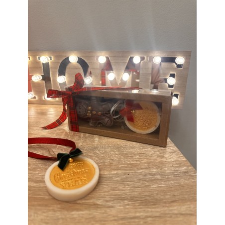 Gift Box  Charm & Ginger Cookie